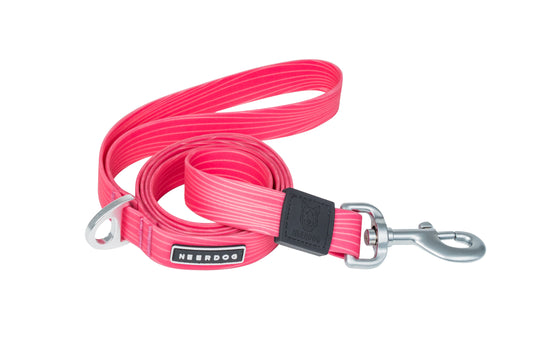 PVC lined dog lead made for active people and their active dogs. Hiking and camping trips made easier with a Neerdog stink-proofed dog lead. Quick and easy to clean, material repels odours. Great for days at the beach too, sand washes off quickly and hardware is salt resistant.